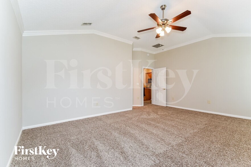 Building Photo - 3333 Horseshoe Trail Dr