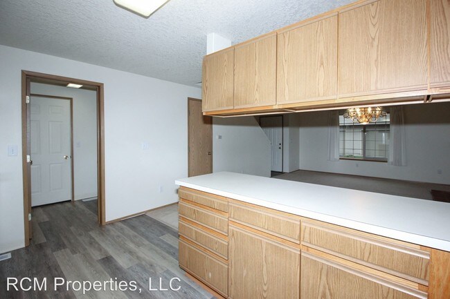 Building Photo - 1300 NE 181st Ave