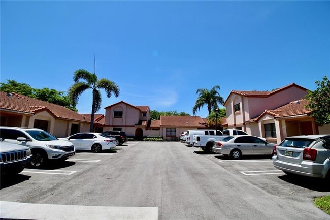 Building Photo - 17034 NW 66th Ct