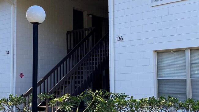 Building Photo - 136 America St