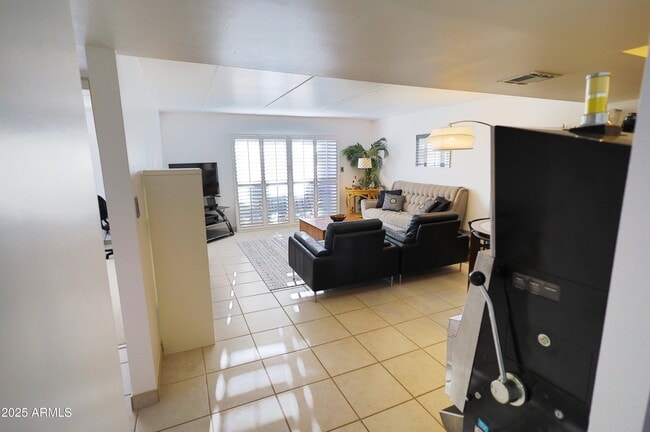 Building Photo - 7820 E Camelback Rd