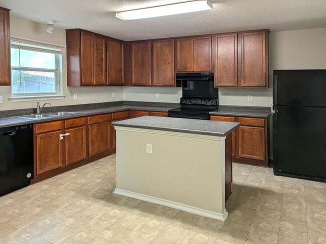 Building Photo - 11007 Braes Grove