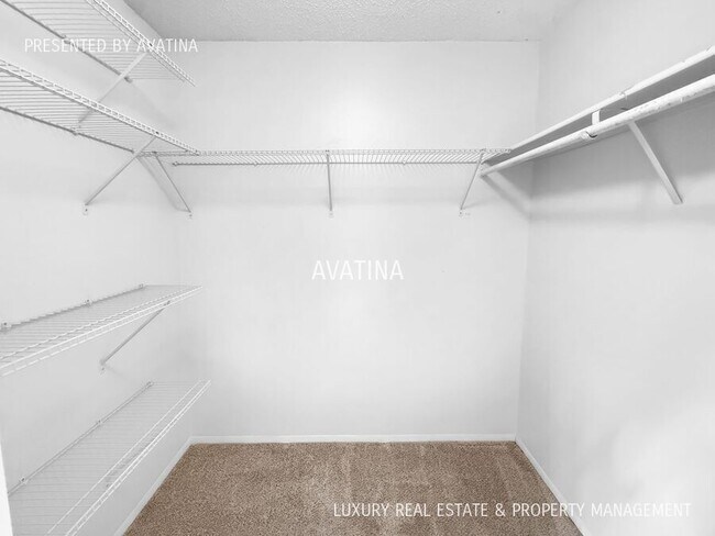Building Photo - 44-133-133 Hako St