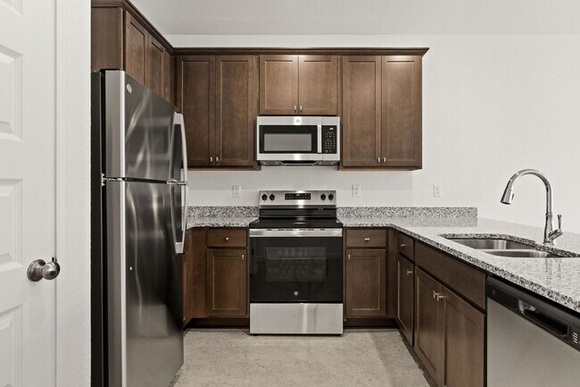 Building Photo - 906 Wax Myrtle Ct