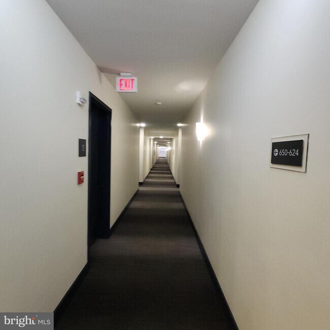 Building Photo - 4101 Albemarle St NW