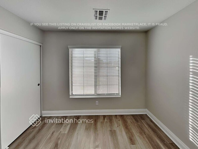 Building Photo - 14429 N 129th Dr