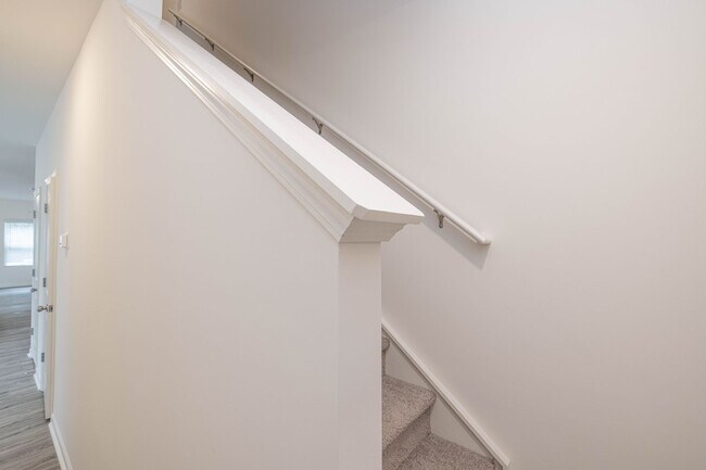 Building Photo - 436 Kinnerton Pl