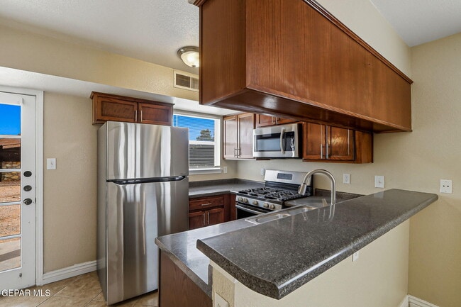 Building Photo - 14328 Patriot Point Dr