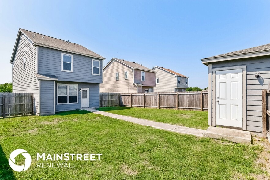 Building Photo - 6007 Midcrown Dr