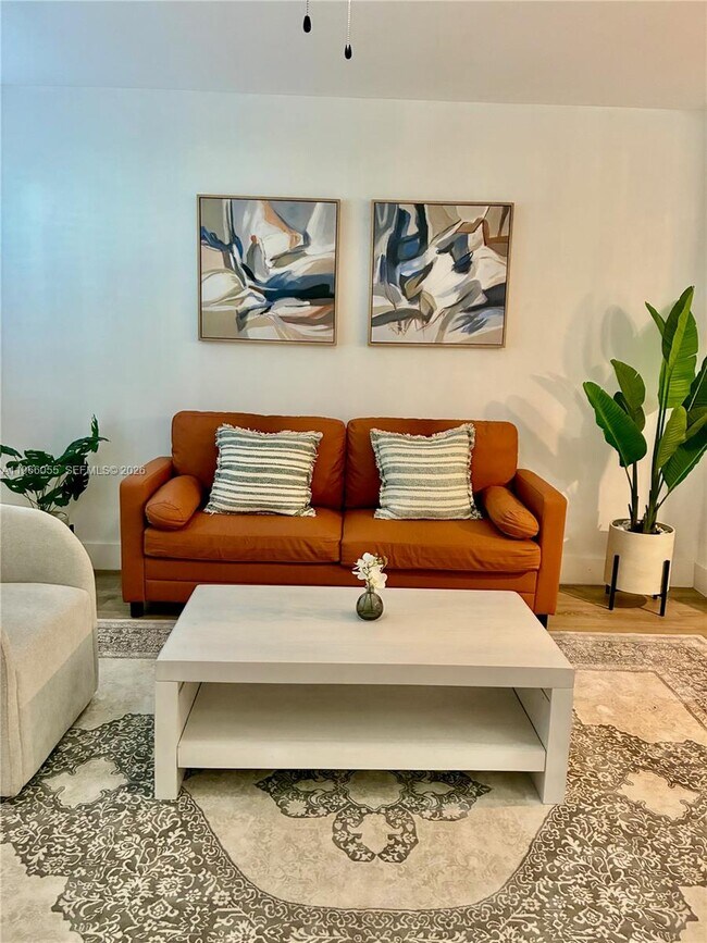 Building Photo - 67 Harwood Crescent