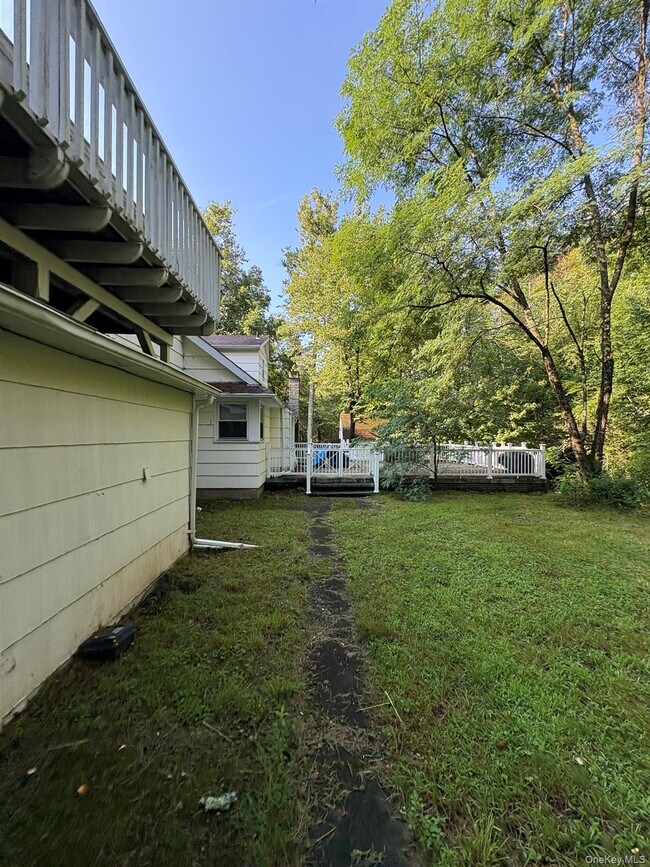 Building Photo - 1360 Gulf Rd