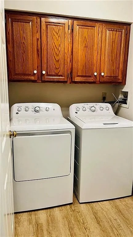 Building Photo - 441 Ayrault Rd