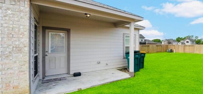 Building Photo - 10314 Birch Peak Dr