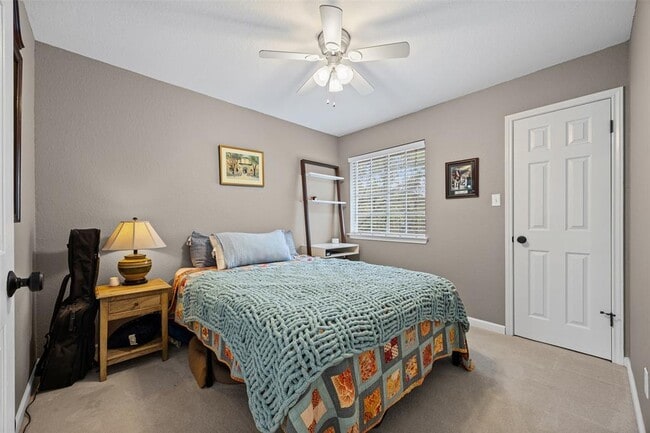 Building Photo - 408 Shep St