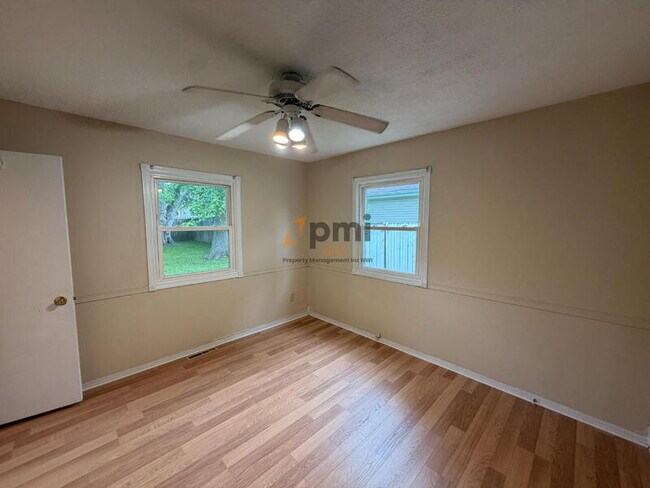 Building Photo - 7726 Durbin St