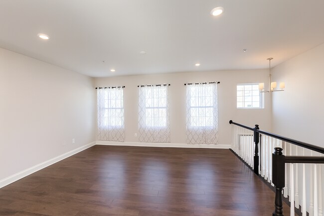 Building Photo - 23788 Myrtle Glen Way