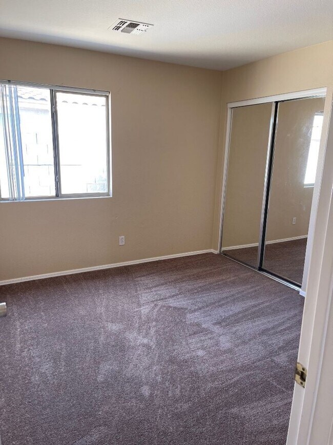 Building Photo - 13365 W Canyon Creek Dr