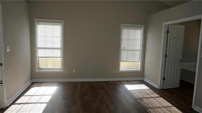 Building Photo - 3260 Ennfield Ln NW