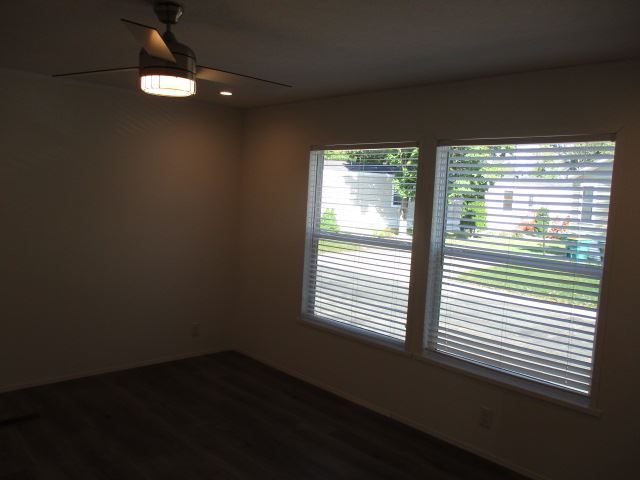 Building Photo - 12585 Gavotte Ave