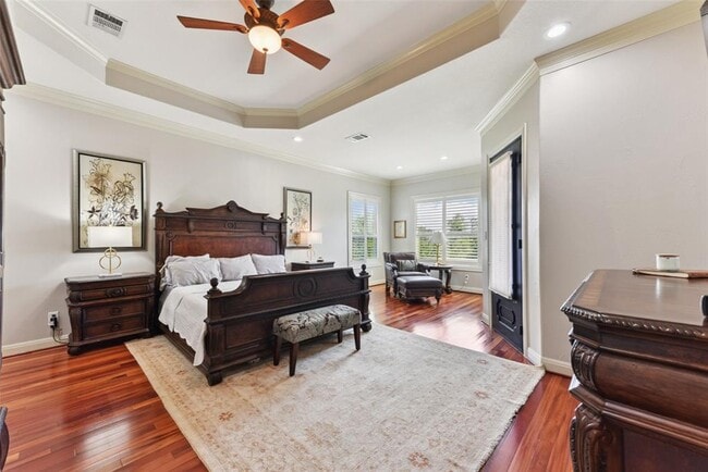 Building Photo - 122 Silverstone Dr