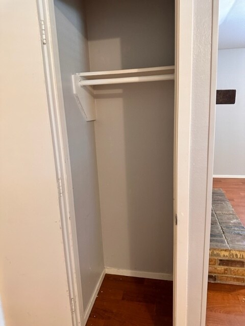 Closet with storage - 7720 Sable Ln