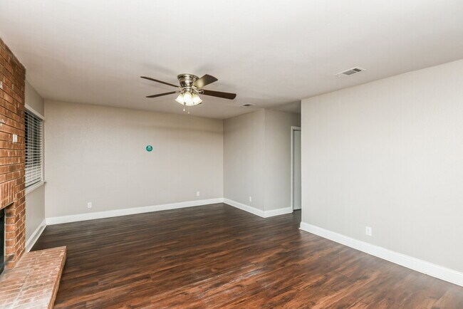 Building Photo - 8701 Elbe Trail