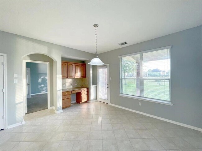 Building Photo - 10815 Lake Raven Ct