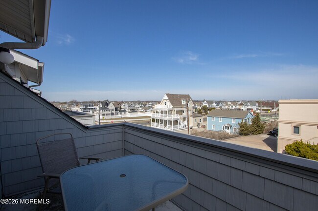 Building Photo - 900 Ocean Ave