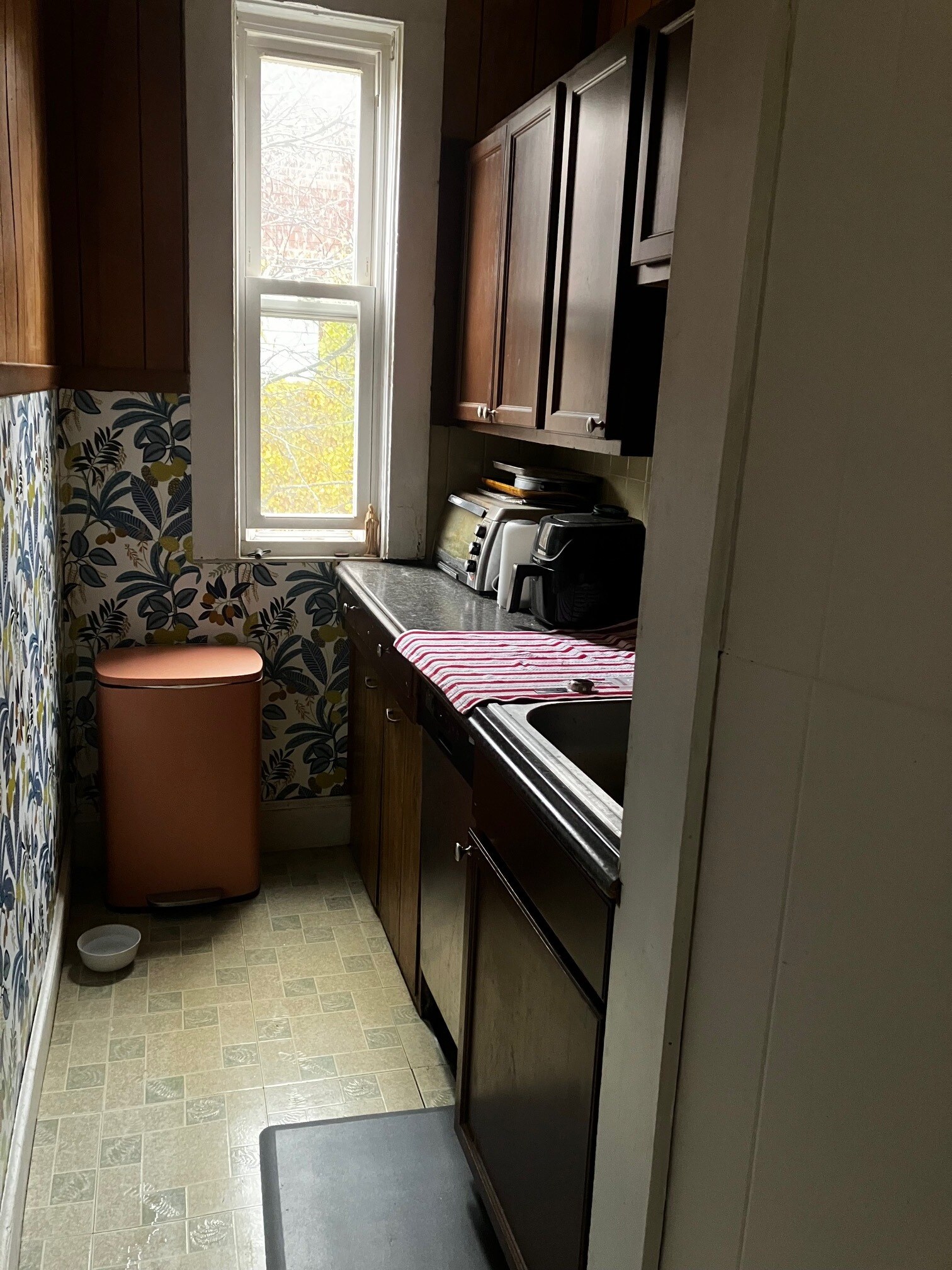 Building Photo - 377 Highland Ave