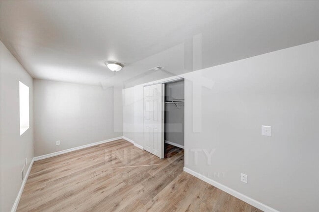 Building Photo - 2918 W Mooresville Rd