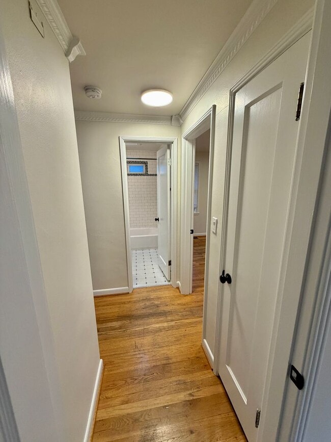 Building Photo - Beautifully Updated Ridgecrest 4-Bedroom Home 1/2 Month Rent Concession!!!