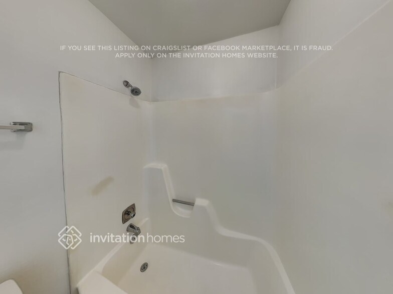 Building Photo - 17019 Artwood Ln