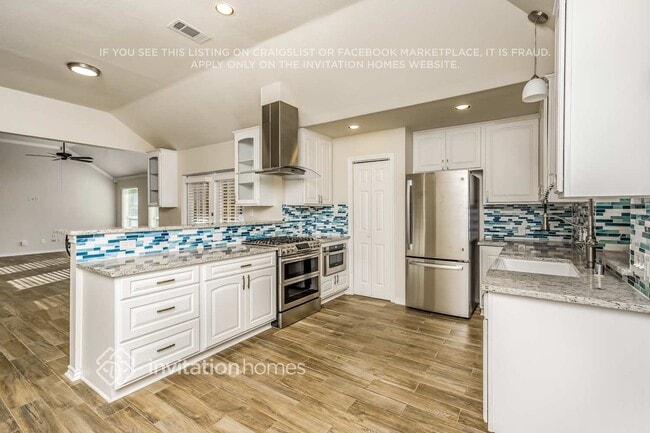 Building Photo - 8081 Durham Dr