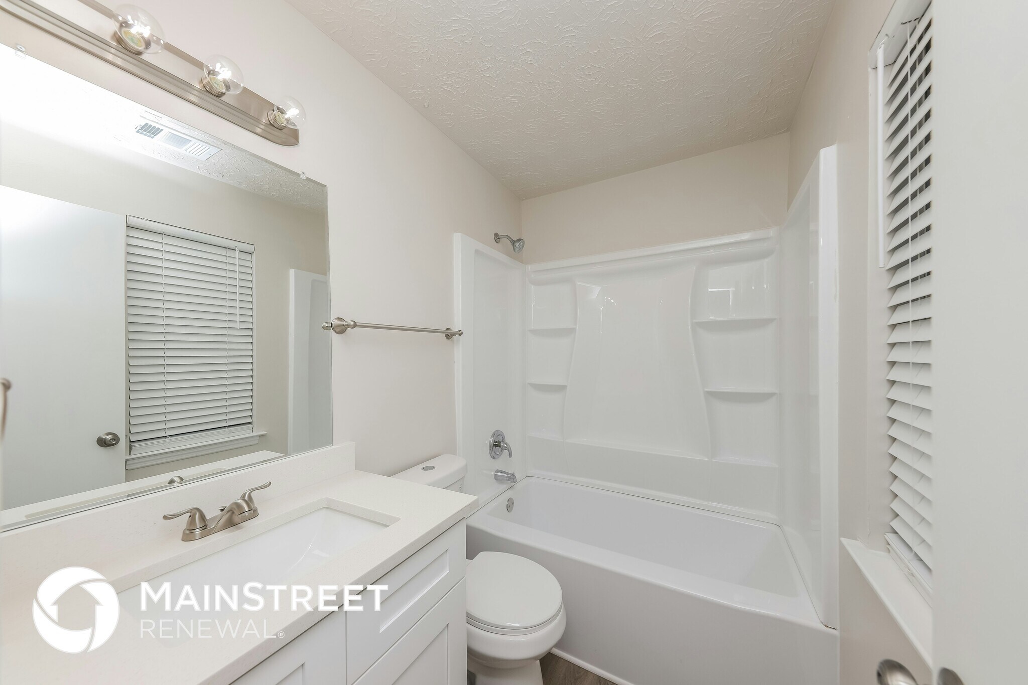 Building Photo - 1357 Ling Dr