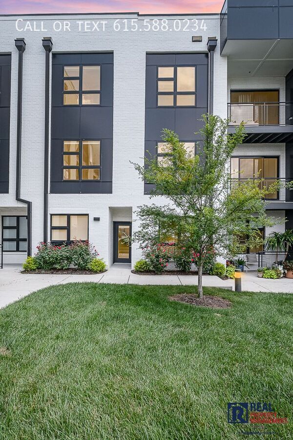 Building Photo - 542 Southgate Ave