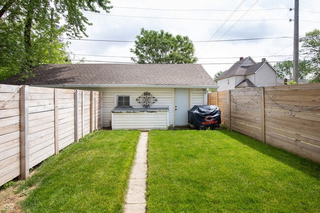 Building Photo - 405 Keystone Ave