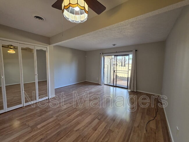 Building Photo - 4618 Fen Ct