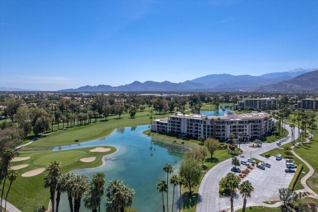 Building Photo - 910 Island Dr