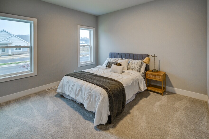 Building Photo - 4795 Lacy Rd