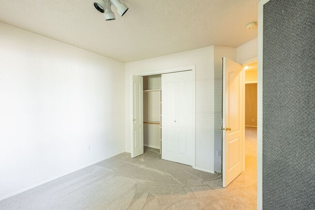 Building Photo - Beautiful home in the heart of Eagle