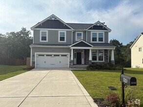 Building Photo - Gorgeous 4 Bed, 2.5 Bath Home in Fayetteville