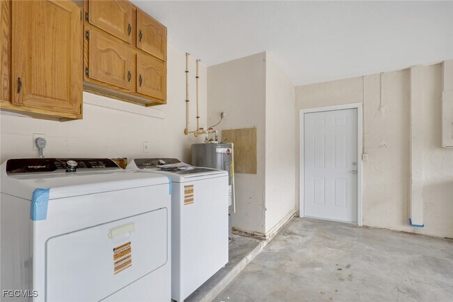 Building Photo - 1625 SE 21st Ln