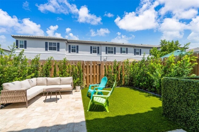 Building Photo - 11927 NW 46th St