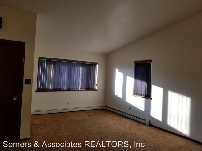 Building Photo - 1407 2nd Ave