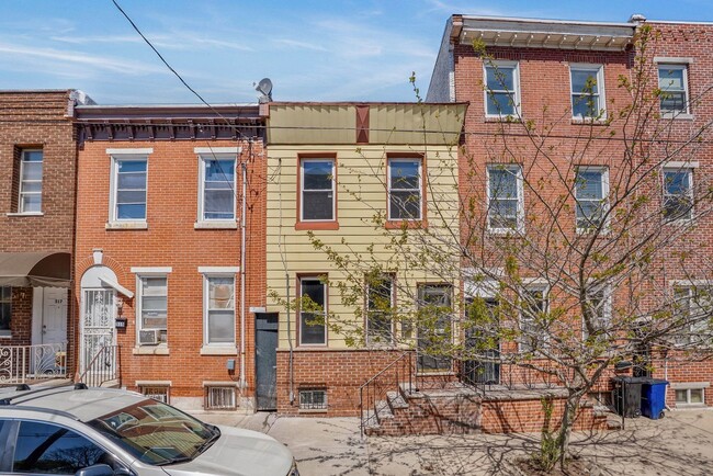 Building Photo - 513 Morris St