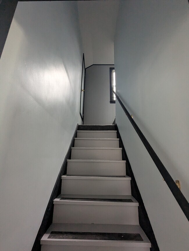 Stairs to Master Bedroom - 18407 Lennane