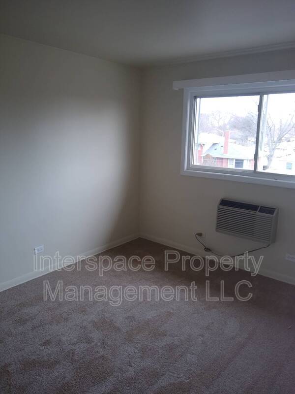 Building Photo - 9957 S Cicero Ave