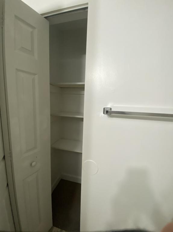 Building Photo - 2001 Rockford Ln