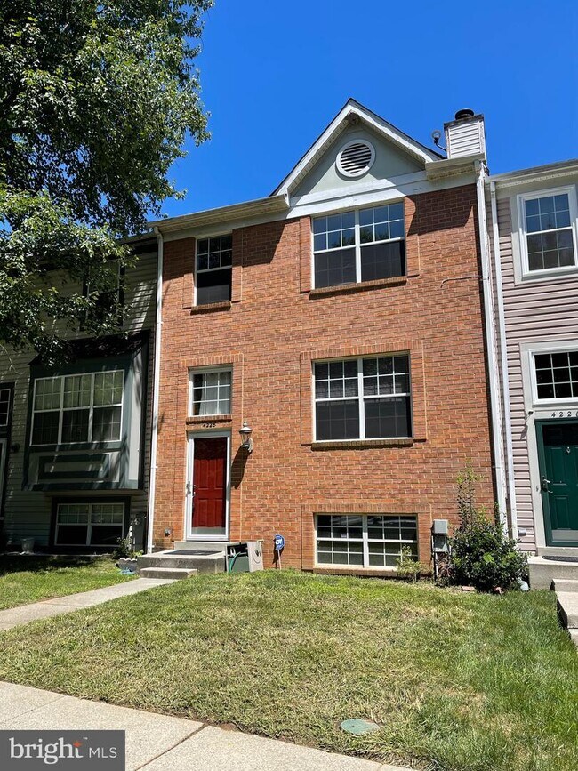 Building Photo - 4228 Pinefield Ct