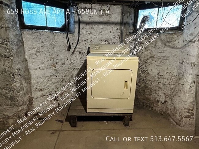 Building Photo - 659 Ross Ave